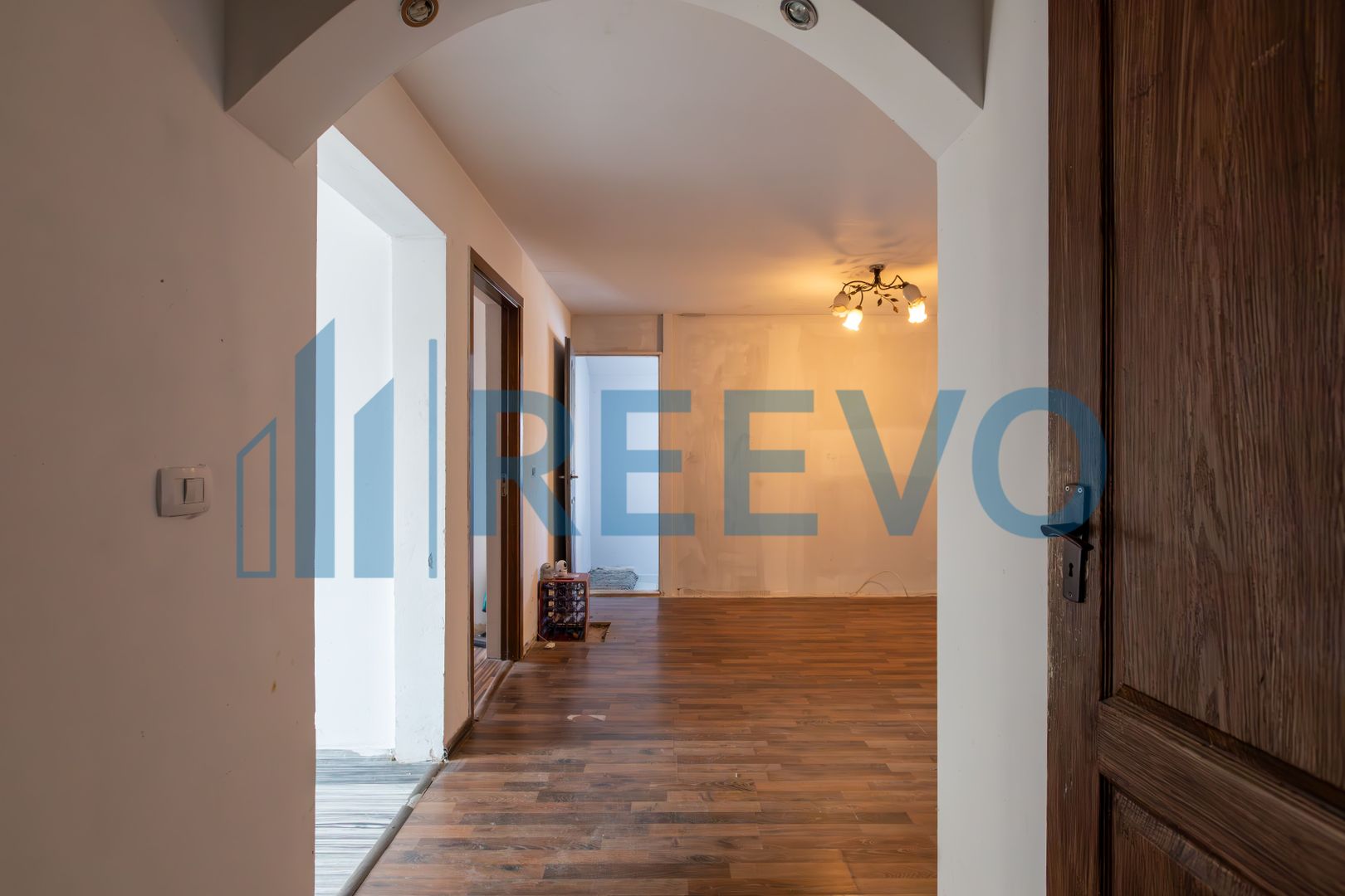 Proprietate cu casa si spatiu comercial+teren 4060 mp Bahna - Poză 23