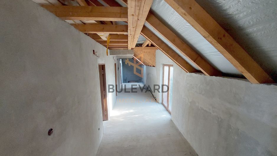 Casa individuala+ birou/spatiu comercial pe Strada 1 Mai! - Poză 9