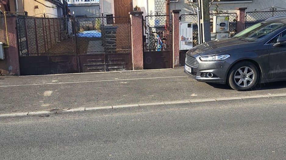 BRASADAS vinde apartament la casa zona Amatiului. - Poză 1