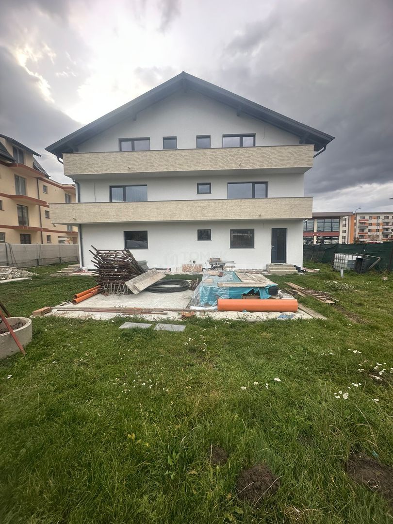 Apartament 3 str.Bacovia in vila cu 6 apartamente - Poză 5