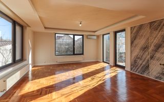 Vila deosebita cu 6 camere in Zorilor si teren de 760 m2 - Poză 4