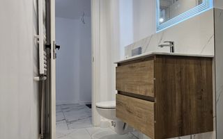 Premium: Garsonieră Decomandată la Metrou Apărătorii Patriei (370m) - Poză 6