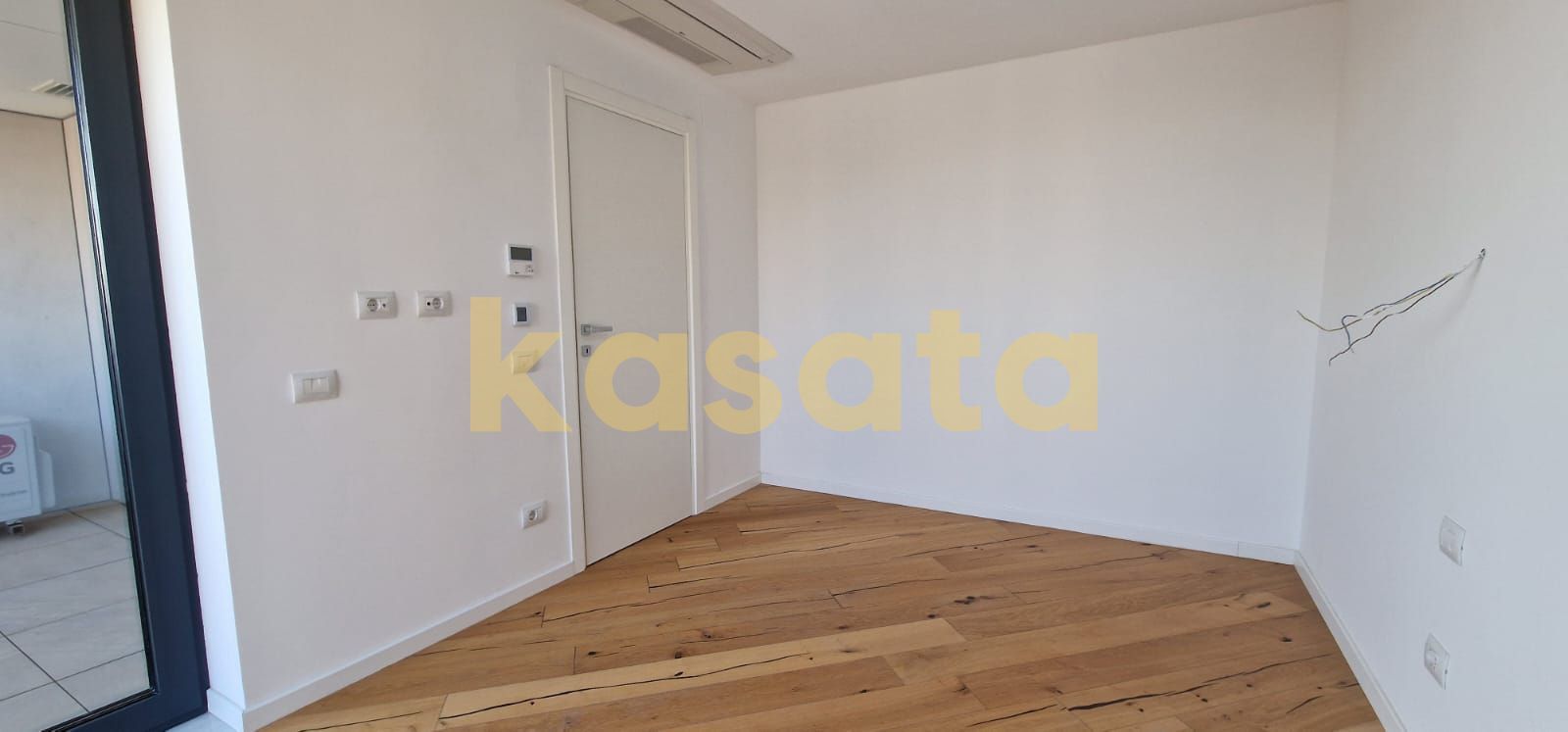 2 camere de vânzare | CityPoint Aviatiei | Faza 2 Bloc D - Poză 12