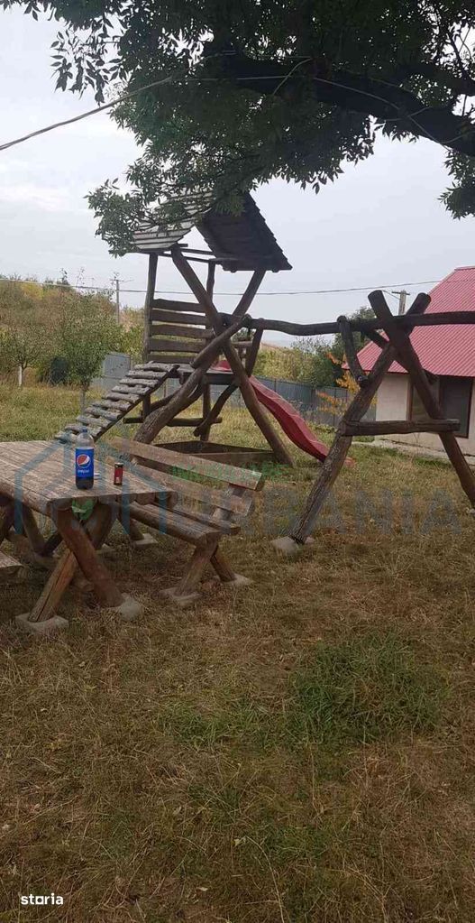 Teren intravilan de vânzare - 6200mp, pădure în apropiere - Poză 2