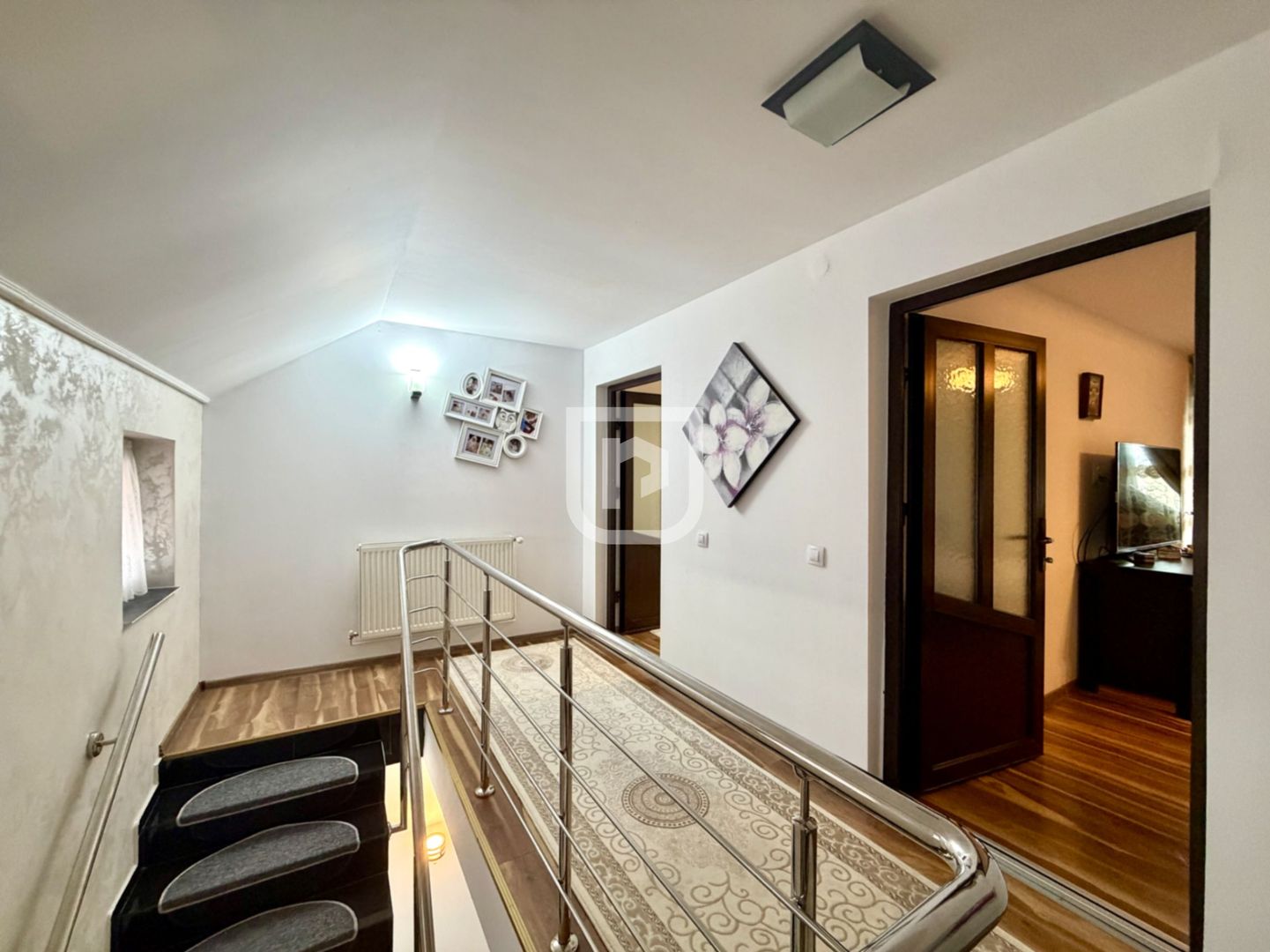 Triplex LUX în centrul Frasin – complet mobilat - Poză 7