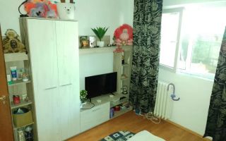 Apartament 2 camere,parter,curte,mobilat/utilat  Eroii Revolutiei - Poză 2