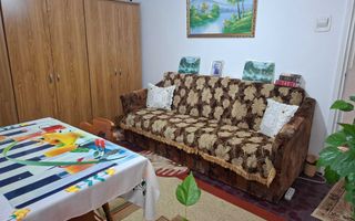 De vanzare apartament central 2 camere - Poză 4