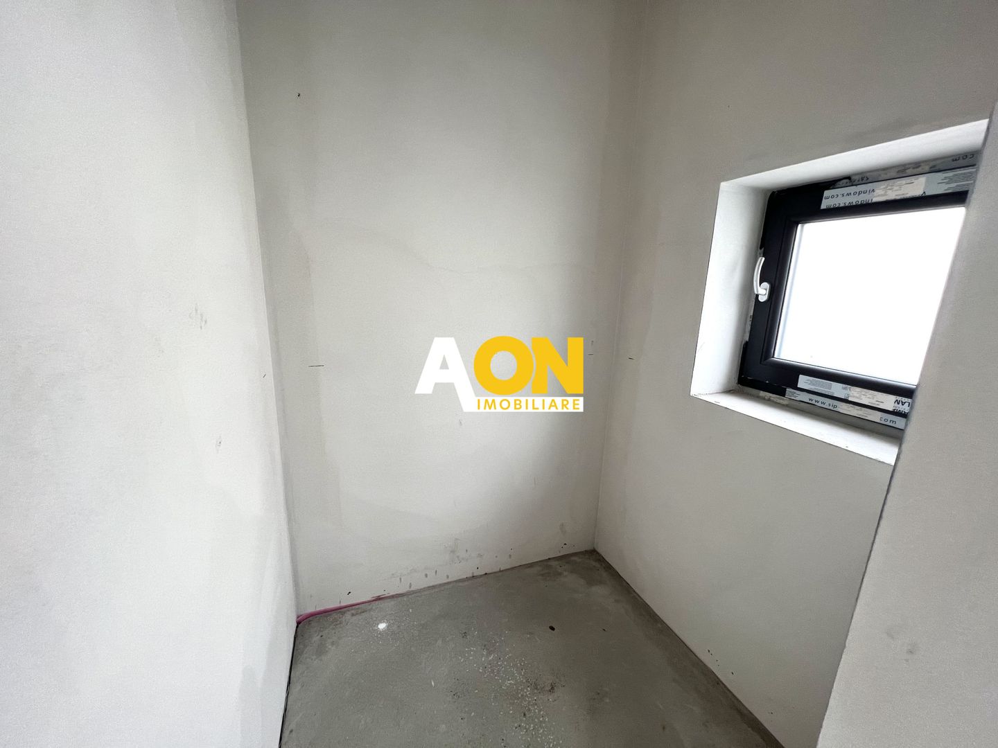 Casa individuala semifinisata, 4 camere, 2 bai, 448mp teren - Poză 6