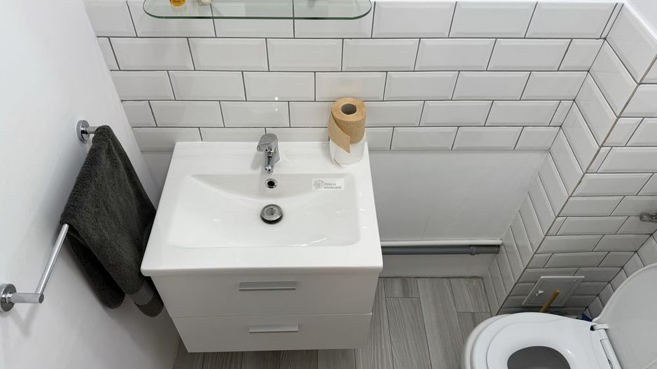 Apartament 3 camere/70 mp/etaj 3/Focsani /Polivalenta - Poză 6