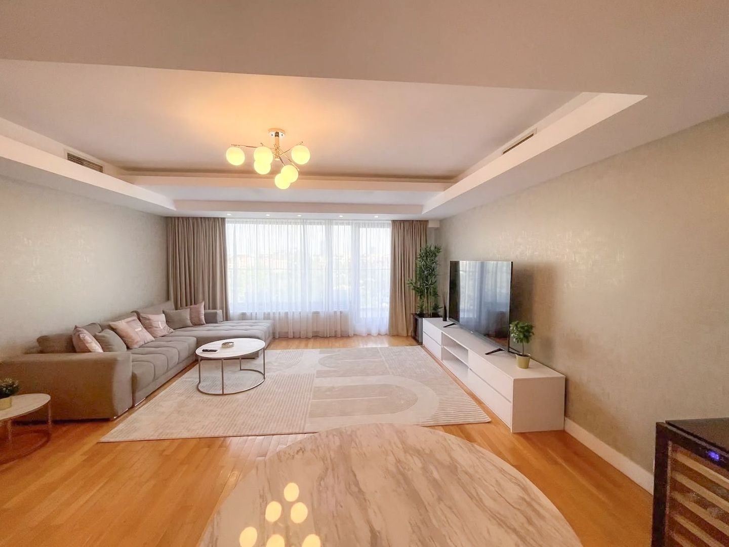 Rent I 2 Bedroom Apartment I Herastrau | 110 m | 2 Terraces I Parking - Poză 2