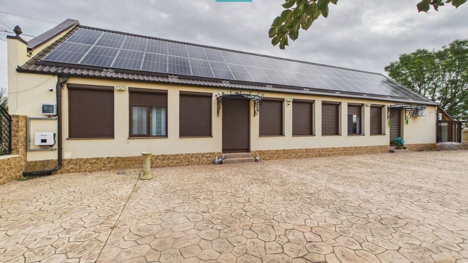 Casă exclusivistă cu 4 camere, în Secusigiu, Arad - Poză 1