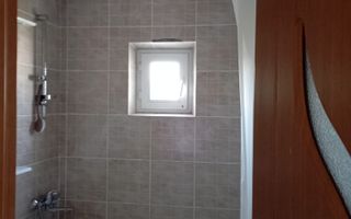 APARTAMENT 2 CAMERE DECOMANDATE - ZONA GARII - Poză 8