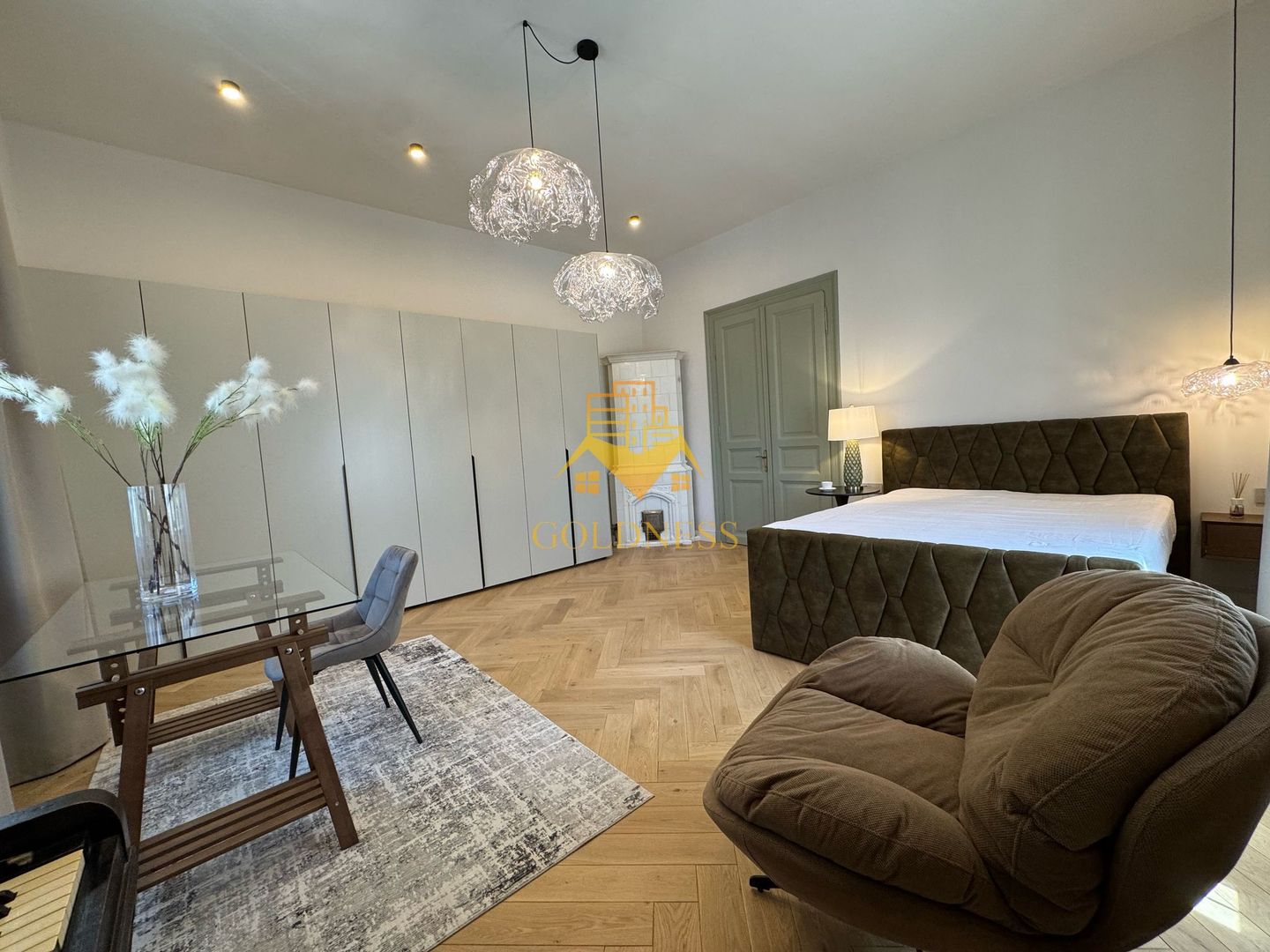 2 camere, Lux, Ultracentral, Parcare, Prima Inchiriere,  Piata Unirii - Poză 2