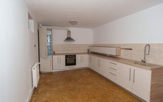 Clădire modernă cu spațiu multifuncțional de închiriat în Jucu de Mijl - Poză 17