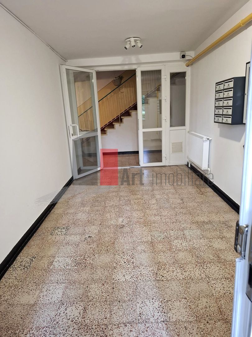Apartament 3 camere decomandat, bloc H, Str.Rotundă, parter - Poză 13