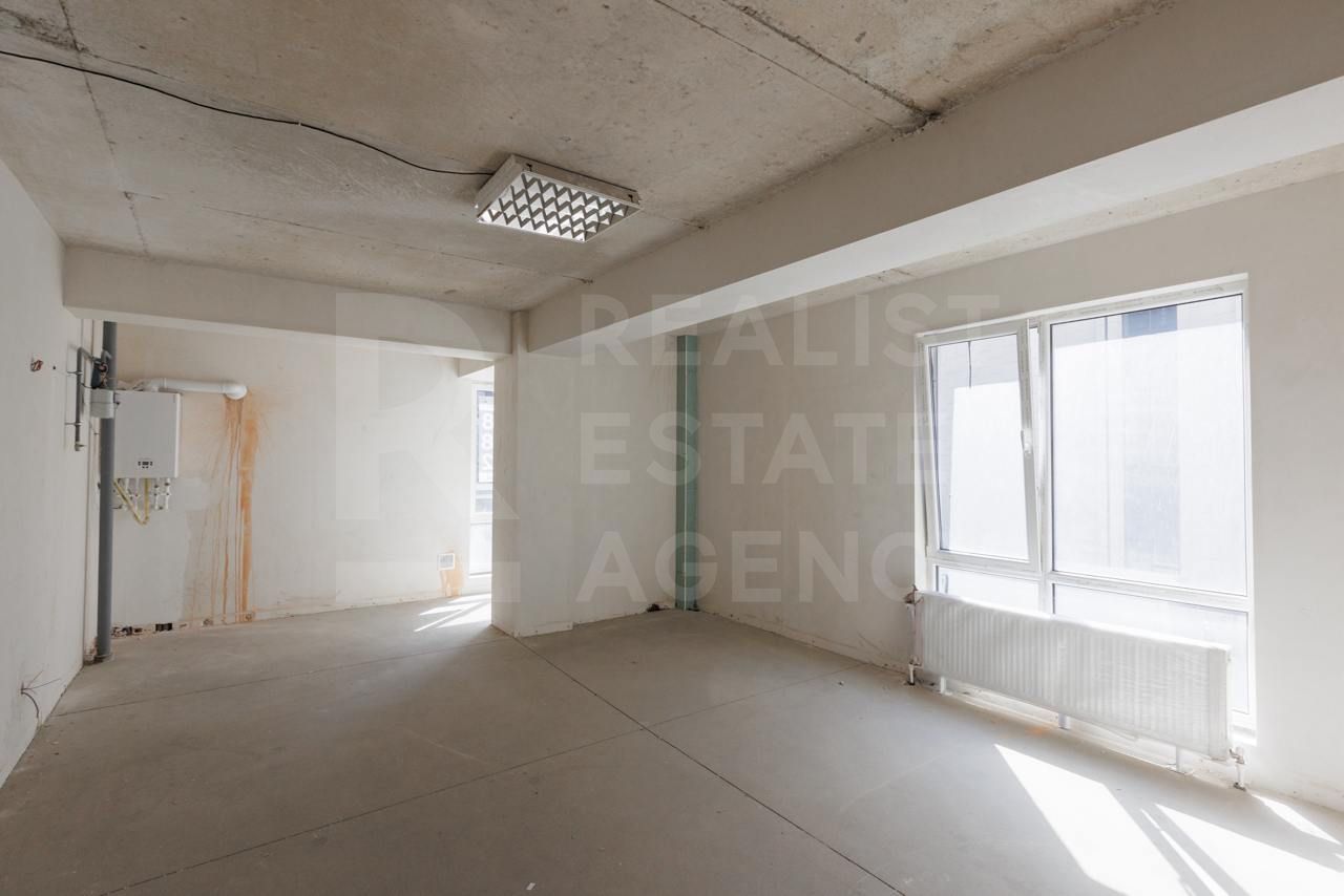 Vânzare, apartament, 1 cameră, strada Calea Ieşilor, Sculeni - Poză 6