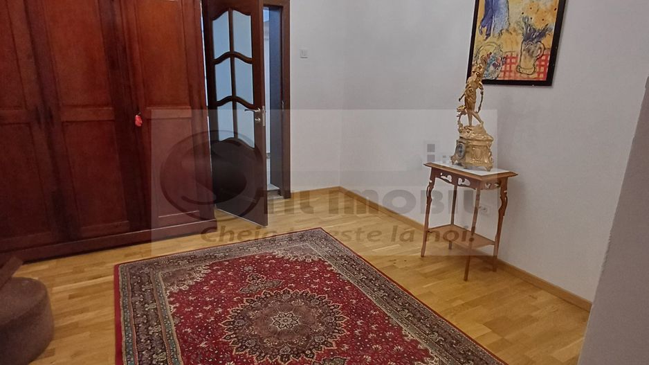 APARTAMENT ULTRACENTRAL , PIATA UNIRII, CUZA VODA 70 MP PLUS CURTE - Poză 10