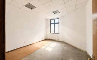 Spațiu de birouri zona centrala - langa primarie - Poză 16