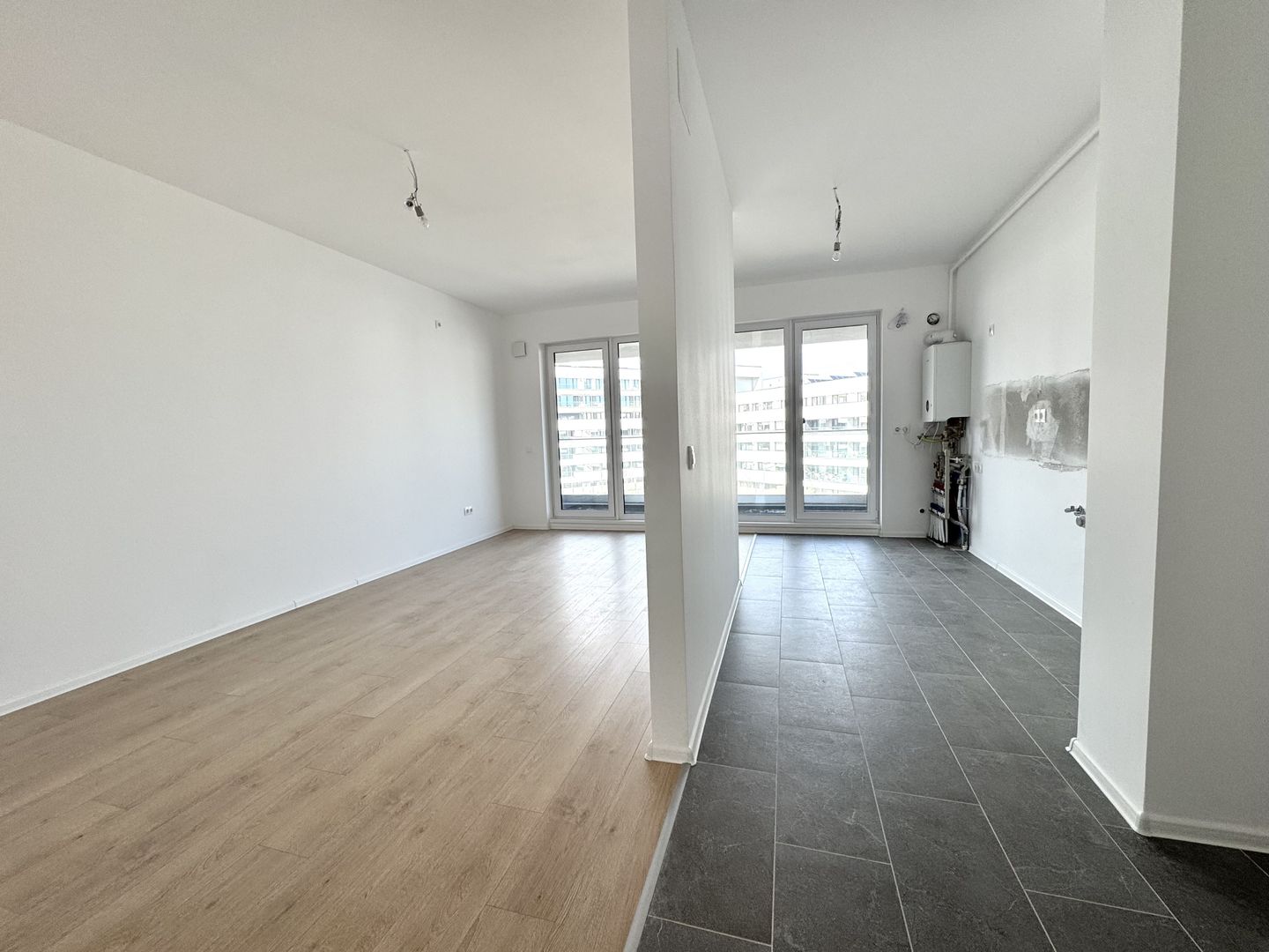3 camere 76 mp SU + Balcon 6.5mp - Zona Lac Straulesti-Mall Colosseum - Poză 6
