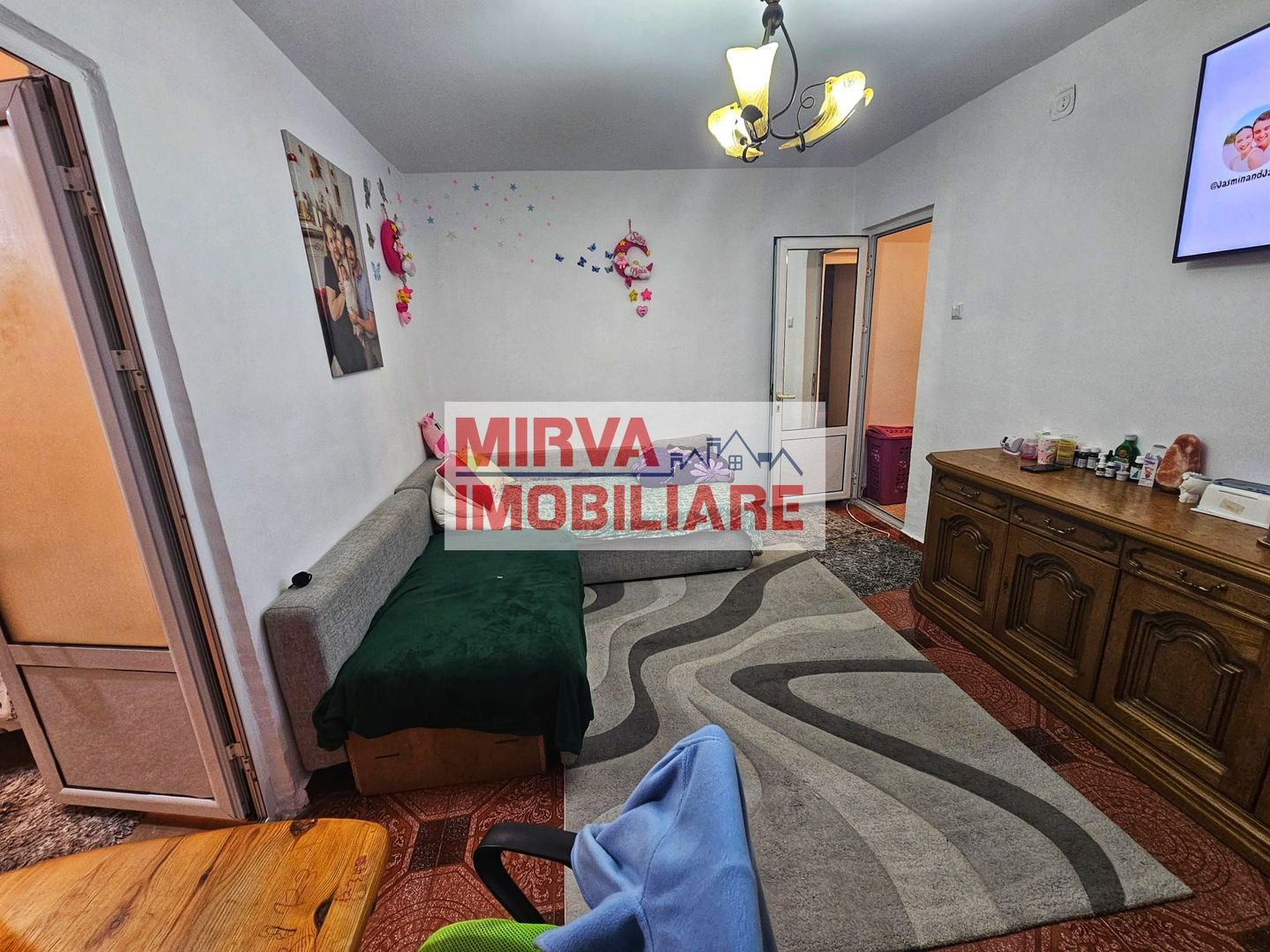 Apartament 2 camere – Central / Urlați – Etaj 2, balcon închis - Poză 6