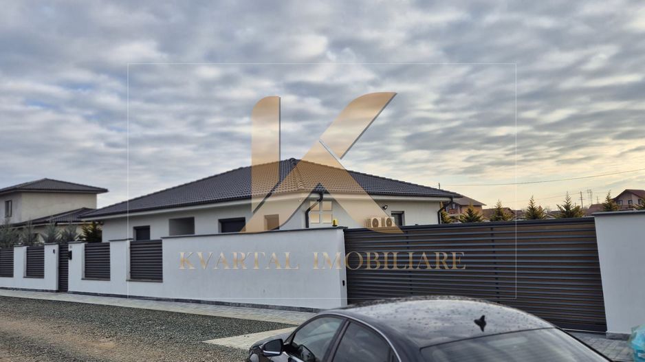 Casă de lux în localitatea Zimandcuz ! - Poză 2