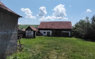 De vânzare o proprietate cu 2 corpuri de clădire și teren, în Agnita - Poză 3