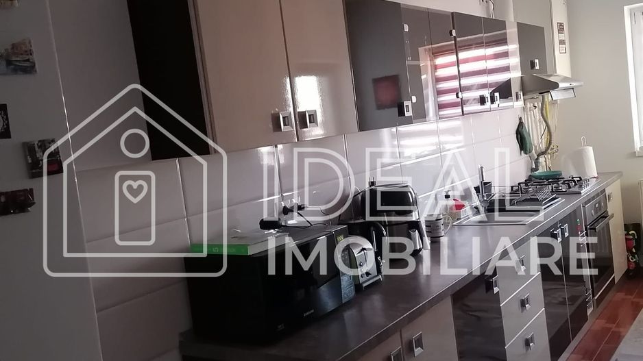 Apartament de vanzare 2 camere, in Selimbar - Poză 6