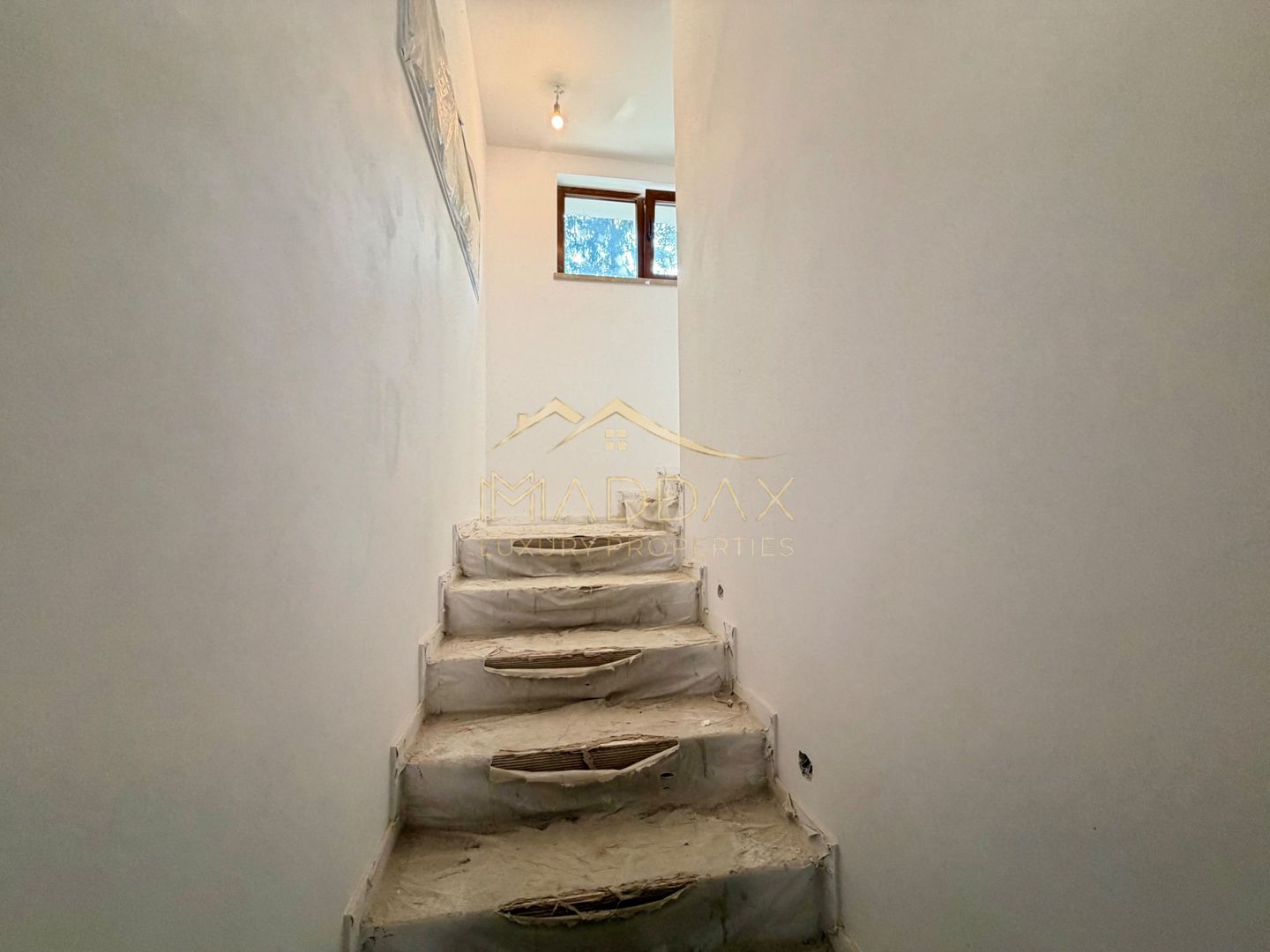 Vila Premium *800mp* // teren *963mp* / garaj cu 6 locuri* // Iancu Nicolae - Poză 13