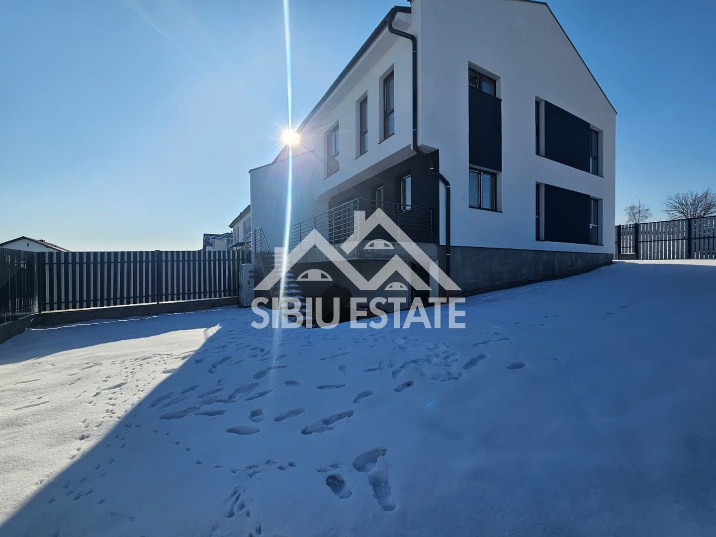 Casa noua pret bun - Poză 1