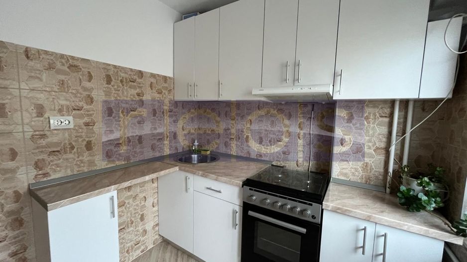 De inchiriat Garsoniera pe Bdul Decebal | 45 mp | nemobilata | - Poză 5