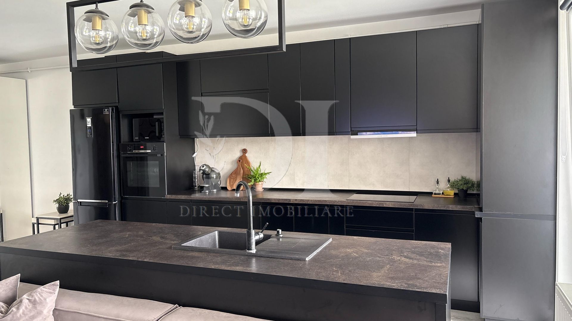 Aprtament la cheie / etaj intermediar / Zona Vivo - Poză 4