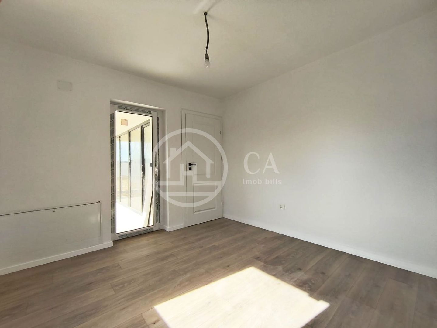 Casa de inchiriat cu 4 camere in Cheriu, Bihor - Poză 7