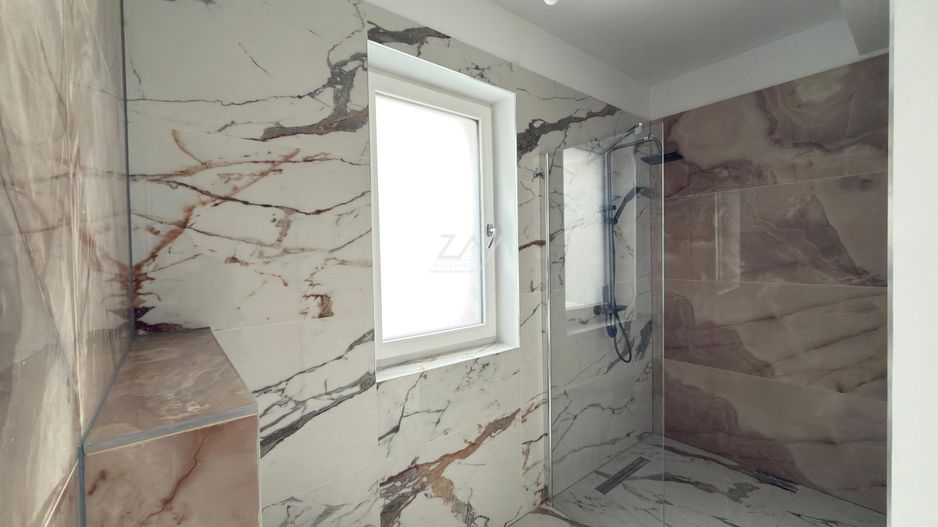 Bloc finalizat. Spatiu de depozitare. Loc de parcare. Clima - Poză 5