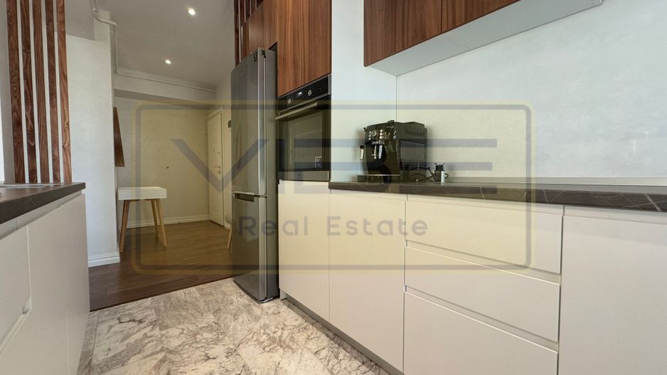 Apartament 2 camere + posibilitate 2 locuri parcare Copou - Royal Town - Poză 3