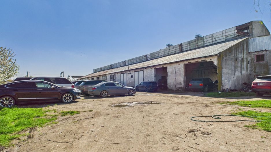 Spațiu industrial, rampă și acces la calea ferată - Poză 2