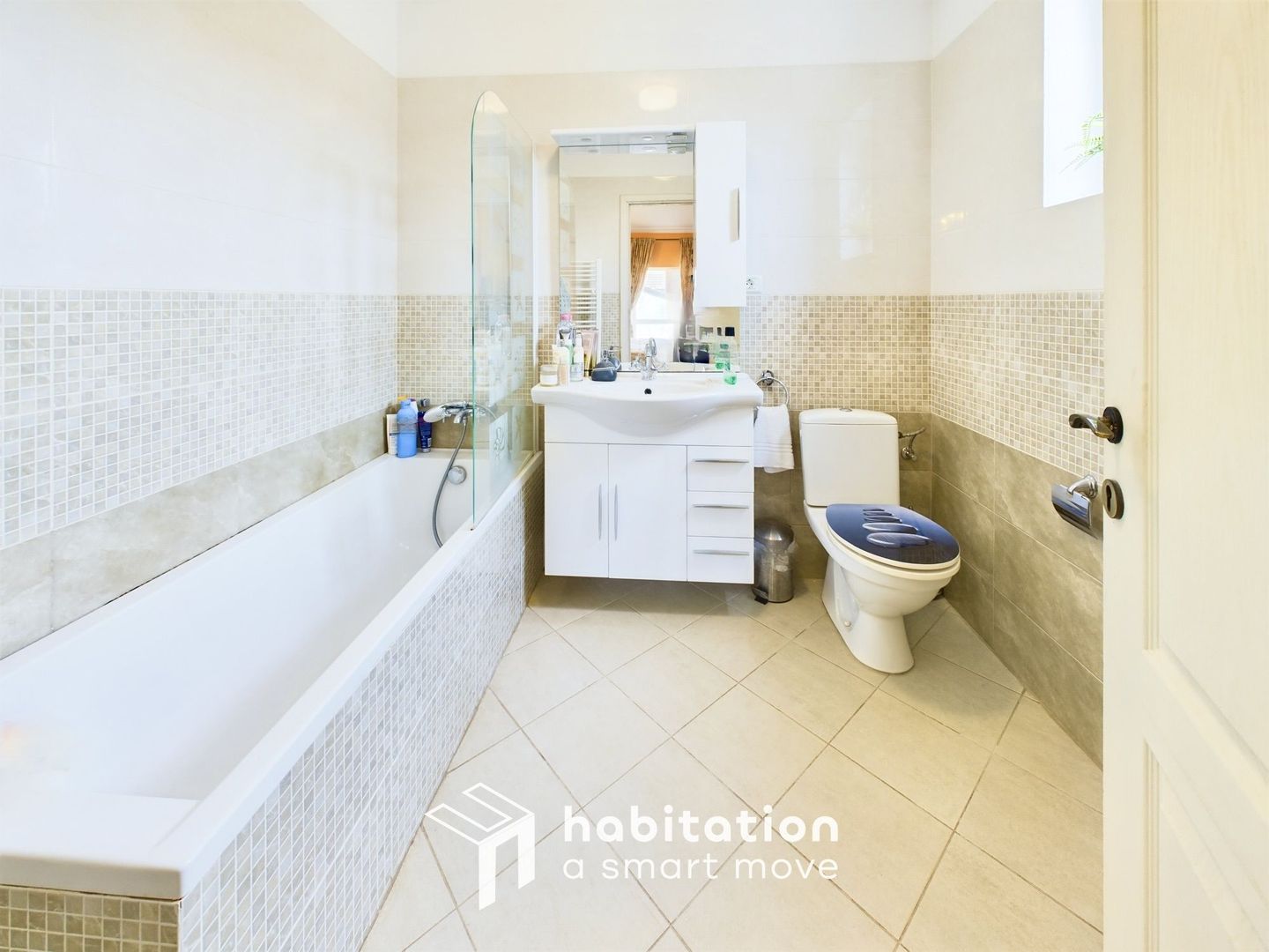 Tur virtual! Casă P+M cu garaj și 4 dormitoare, Dumbrăvița - Poză 22