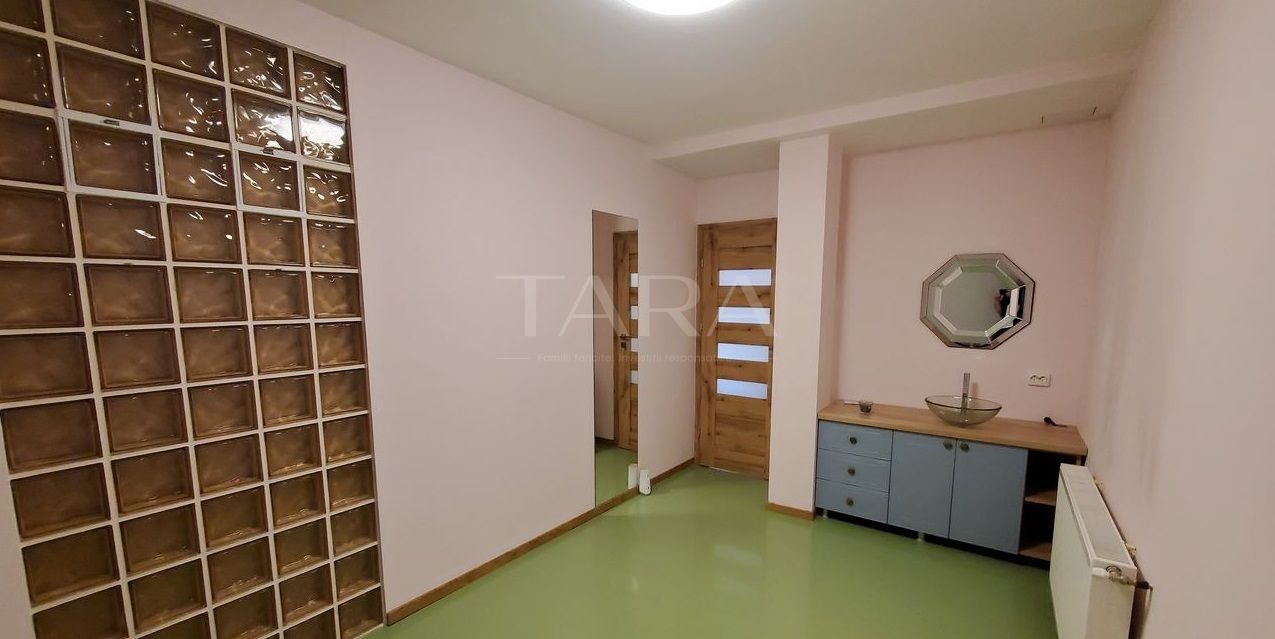 Apartament 2 camere, decomandat, zona centrală, Cluj-Napoca. - Poză 4