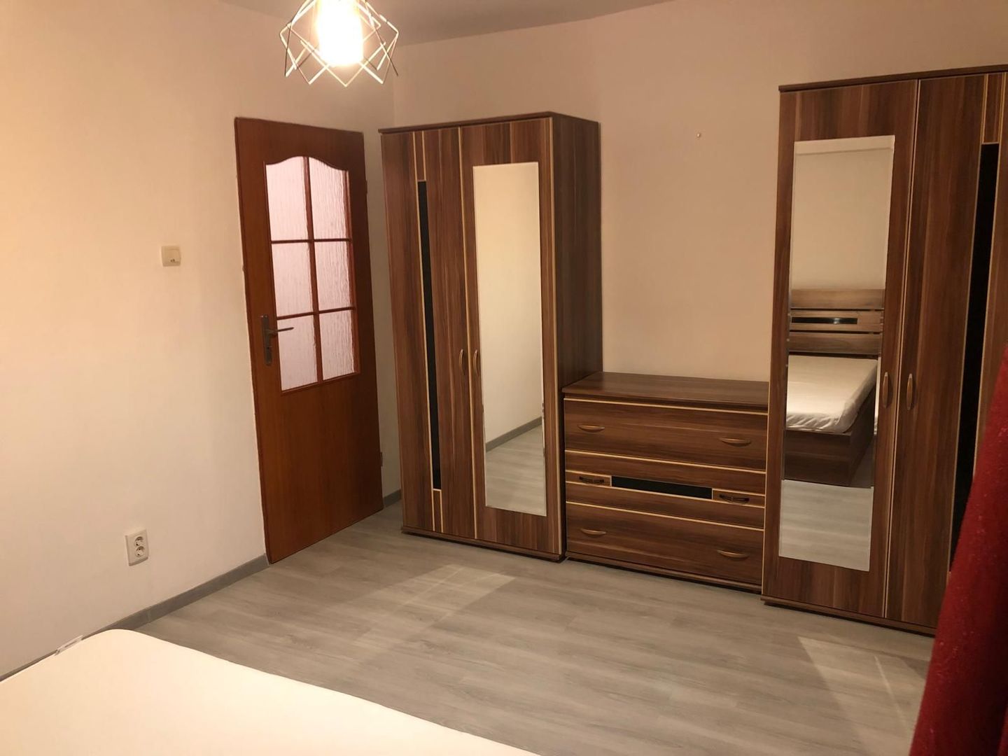 Apartament cu 2 camere | Decomandat | Balcon | zona Iulius Mall | Confort 1 - Poză 2