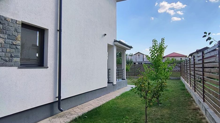 VILA STIL MEDITERANEAN COMUNA BERCENI - Poză 3