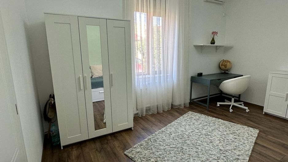 Imobil cu destinatii multiple- 6 apartamente - Poză 28