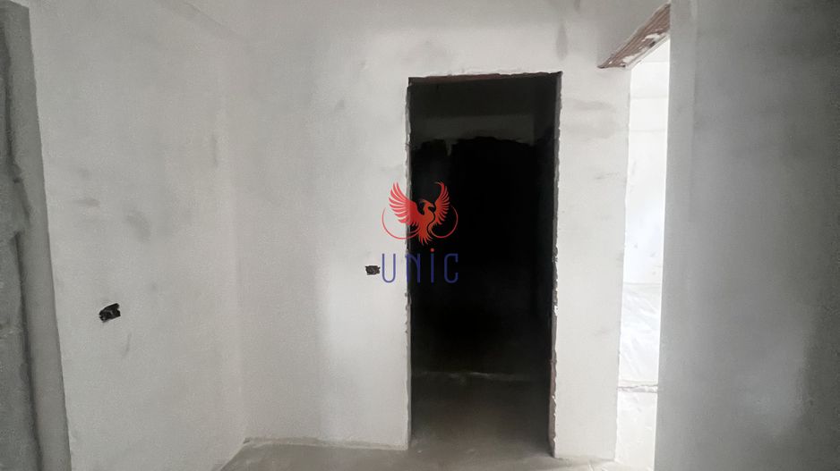 apartament bliateral, decomandat, zona centrala - Poză 7