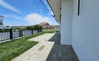 Casa pe parter, cu priveliste panoramica partial finisata - Poză 15