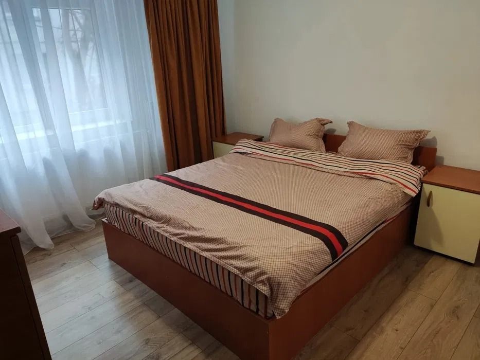 AP. 3 CAMERE GORJULUI, LOC PARCARE, BOXA SUBSOL, CENTRALA TERMICA - Poză 3