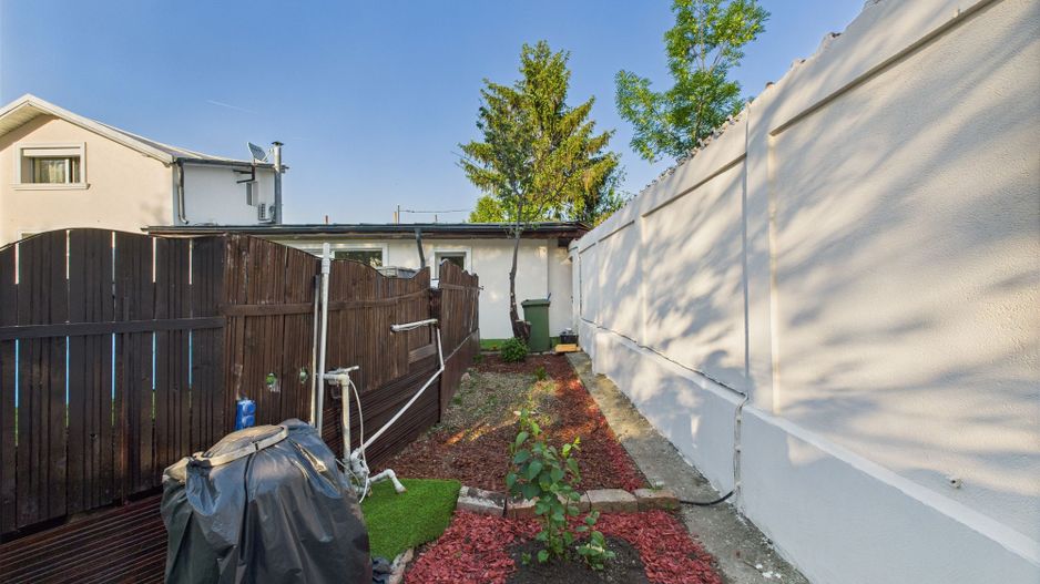 Proprietatea ideala pentru investitie sau locuit pe Str. 16 Februarie - Poză 42