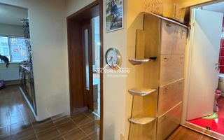 NECTORA IMOB-Apartament 3 camere, 2 bai, 2 balcoane, Zona Horea, 64 mp - Poză 8