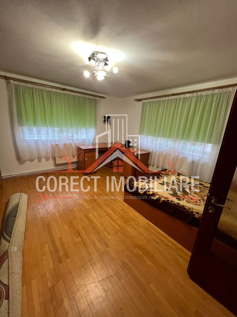 🏡 Apartament cu 3 camere  300 € / lună - Poză 3