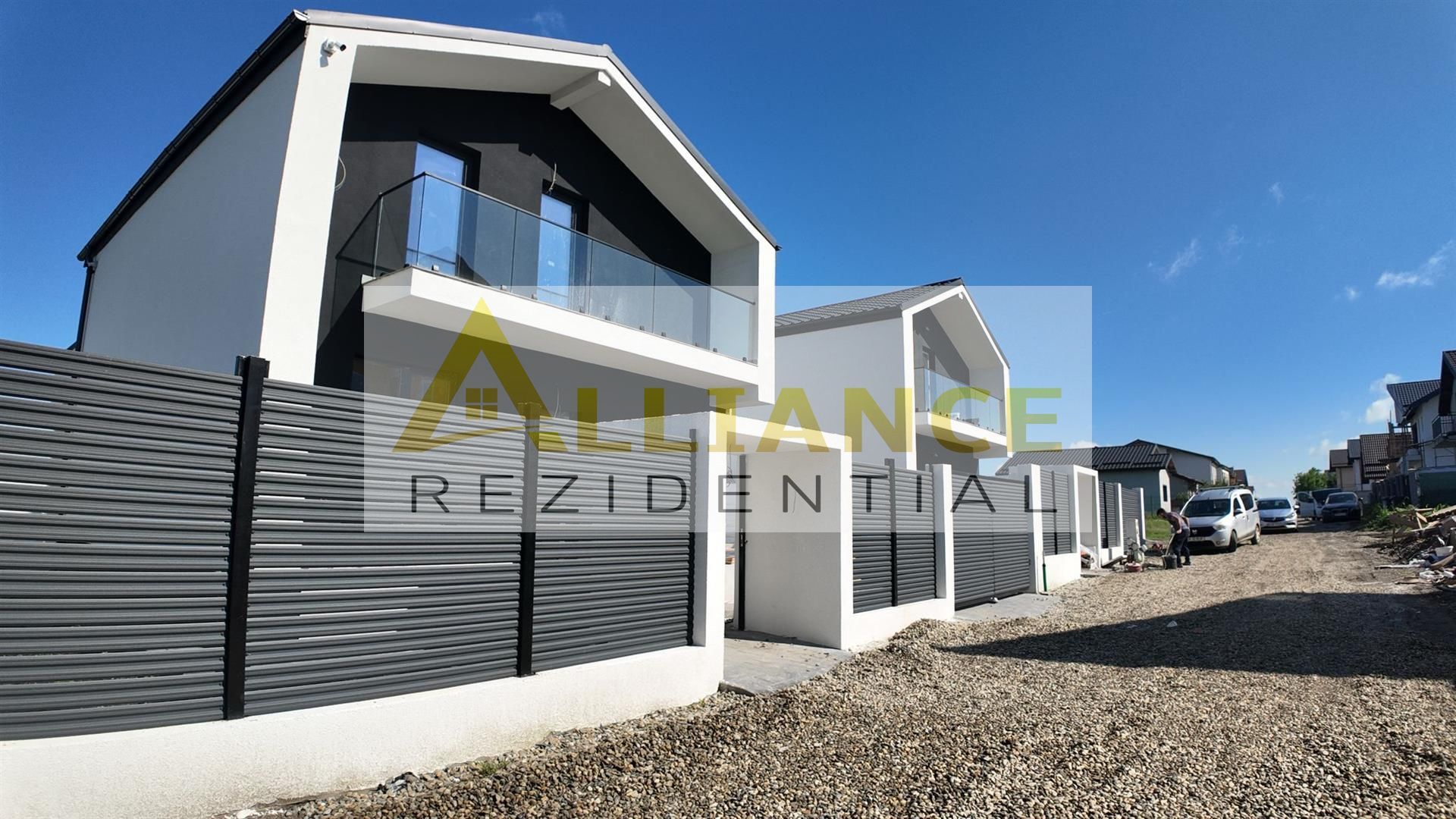 Casa individuala P+1E || 4 camere 2 bai || teren 300mp || Str Miorita - Poză 4