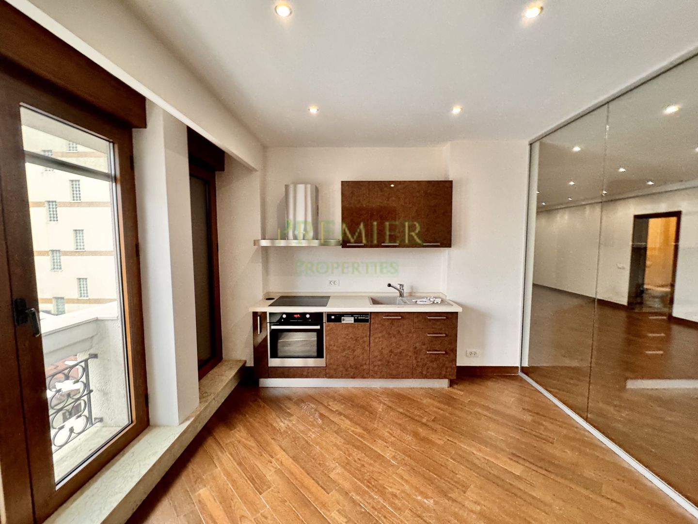 APARTAMENT DE 3 CAMERE DE VANZARE IN BLOC SOLID | DOROBANTI | R.BELLER | - Poză 8