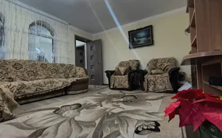 Casa de vânzare în Malu cu Flori- liniște, natura și aer curat! - Poză 13