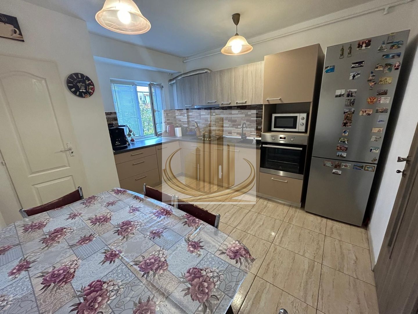 Apartament 5 camere 100mp Zona Padurea Verde - Poză 2